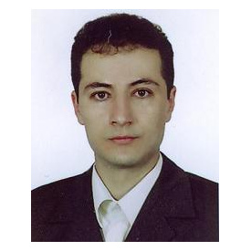 کوروش آقایار